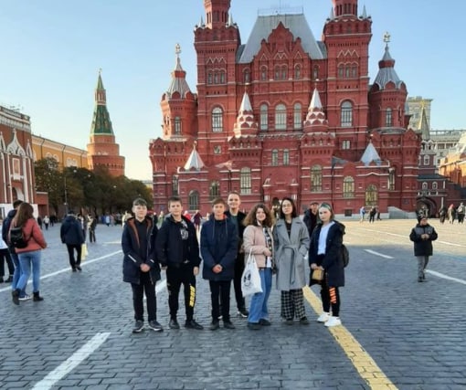 Космодемьянцы осмотрели исторические памятники Москвы
