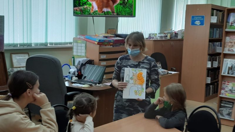 В Тучковской библиотеке прошла творческая мастерская