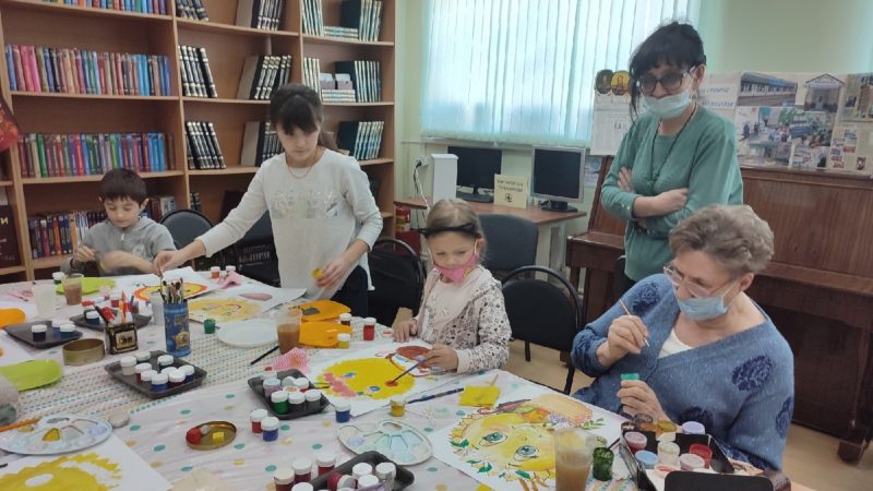 Тучковцы посетили занятие творческой мастерской