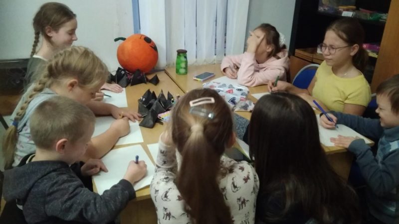 «Halloween Party» в Орешковской библиотеке