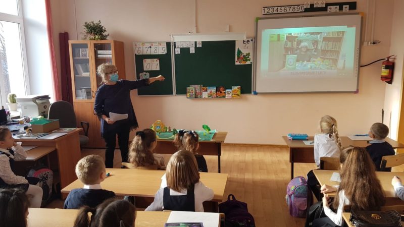 Юные тучковцы показали театрализованные представления