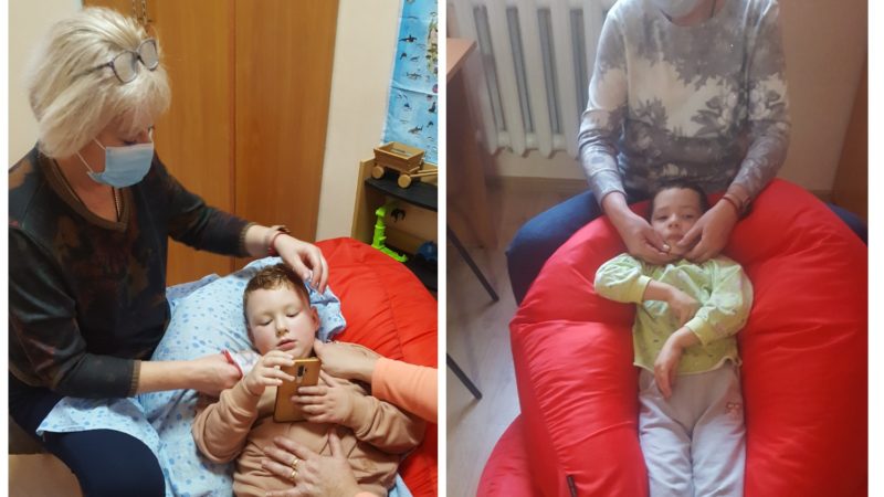 В отделении социальной реабилитации используют логомассаж