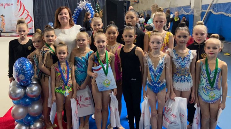 Рузские гимнастки привезли награды из Звенигорода