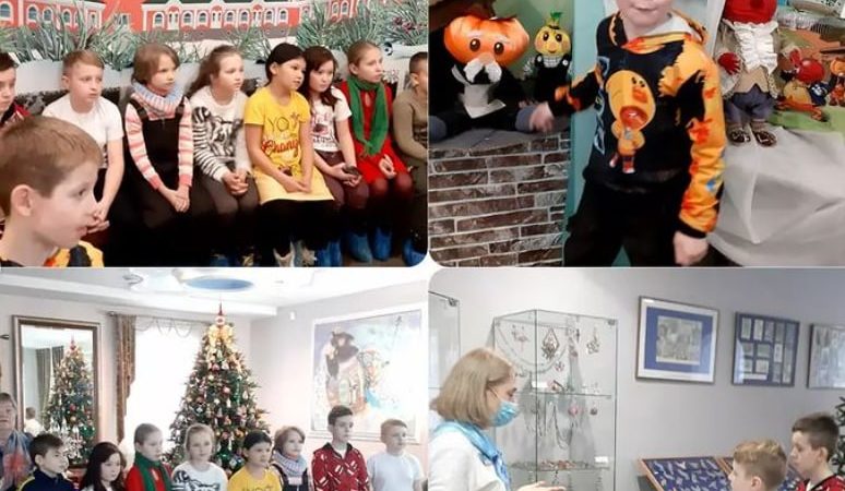 Дороховчане ознакомились с коллекцией елочных игрушек