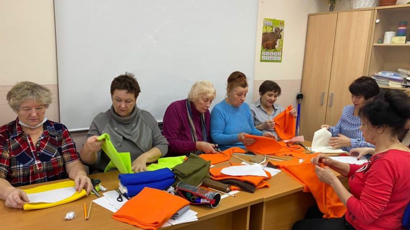 Рузские долголеты занимаются рукоделием