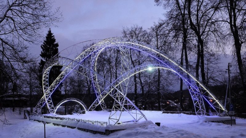 На Городке подсветили танцплощадку