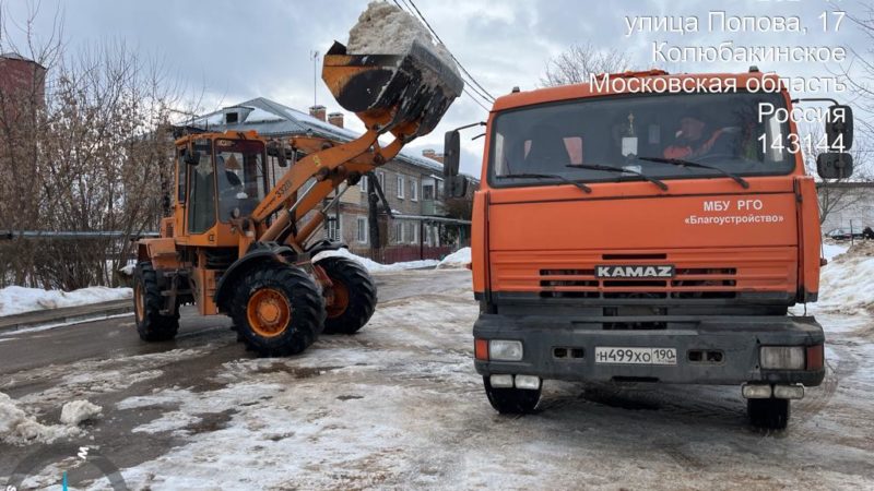 В Рузском округе расчищают улицы