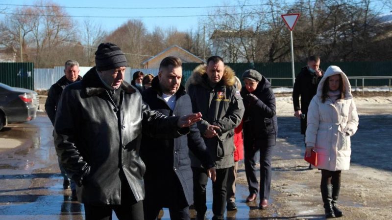 Жители Рузы, Дорохово и Нестерово поделились проблемами с представителями администрации округа