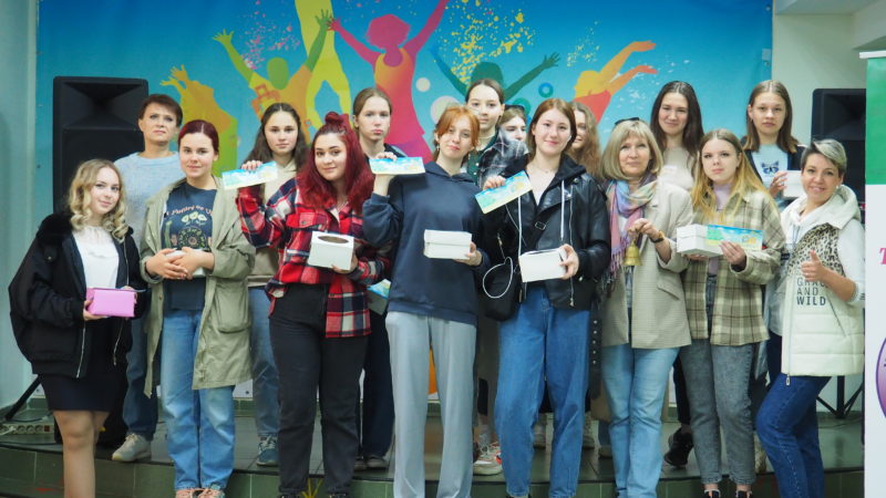 В Рузе поздравили добровольцев-выпускников