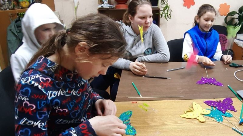 Барынинцам скучать некогда
