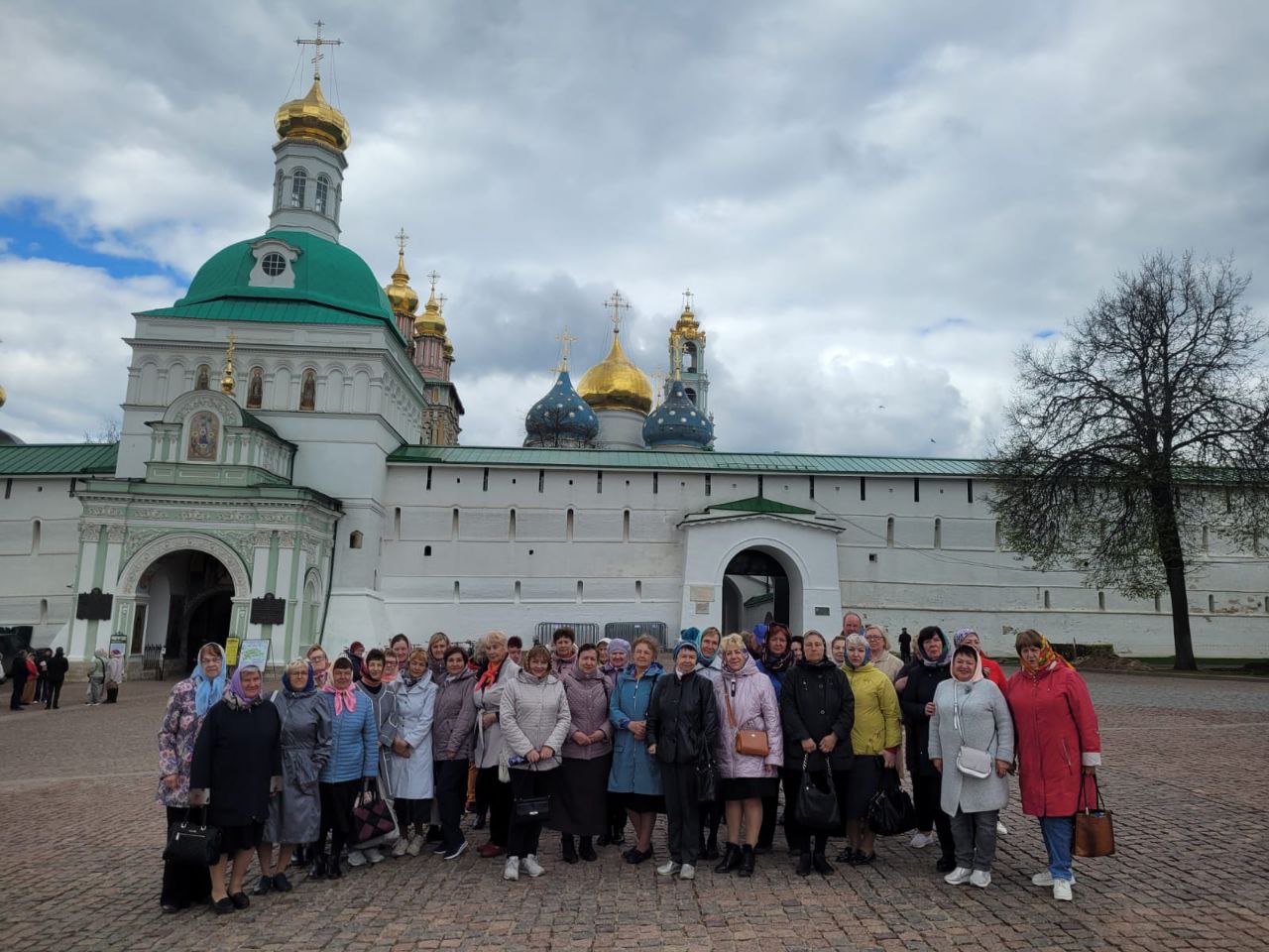 Посетили троице сергиеву лавру