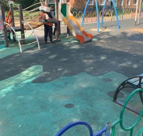 В Рузском округе приводят в порядок игровые комплексы