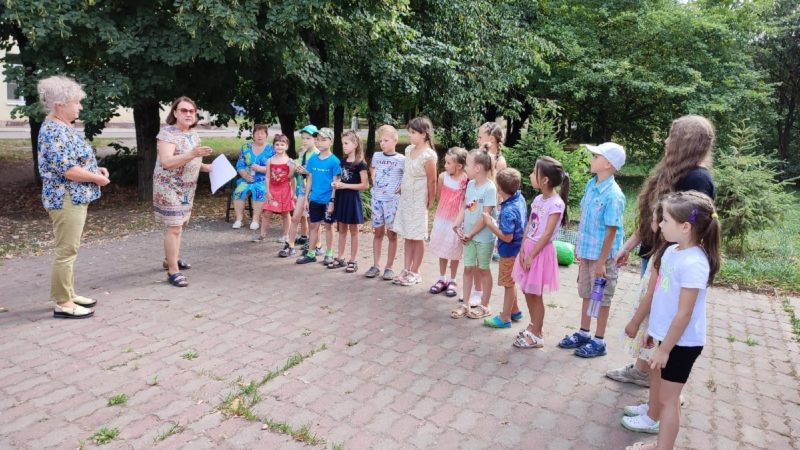 Тучковцы играли на библиотечной площадке