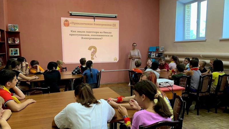 Ружане отвечали на вопросы о литературе и кино