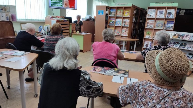 Тучковские пенсионеры вспоминали любимые фильмы
