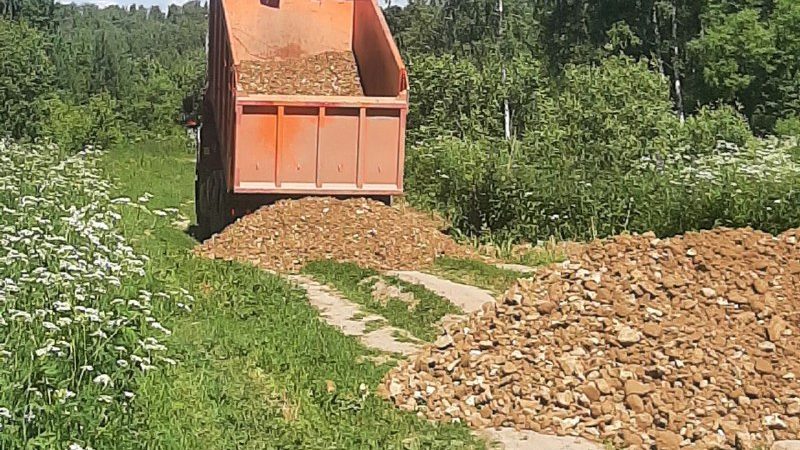 В Рузском округе отсыпают дороги