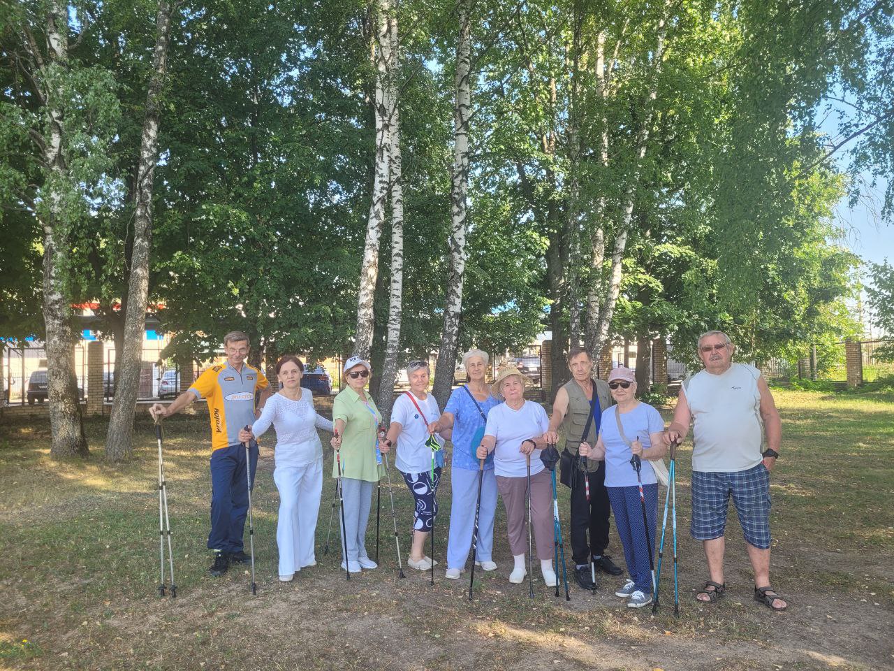 Погода в рузе сегодня сейчас. Погода в Рузе. Погода Руза Московская область. Скандинавская ходьба пенсионерки фото. Рузский округ фото.