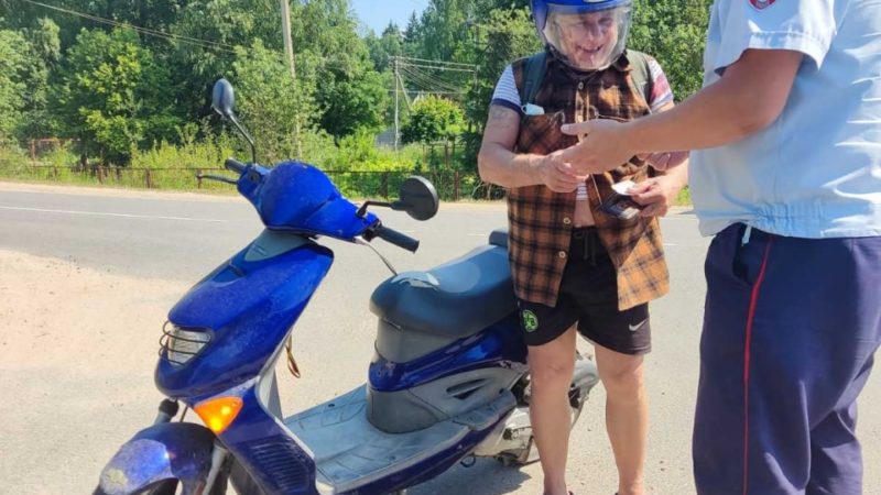 Владельцы мототехники, соблюдайте ПДД!