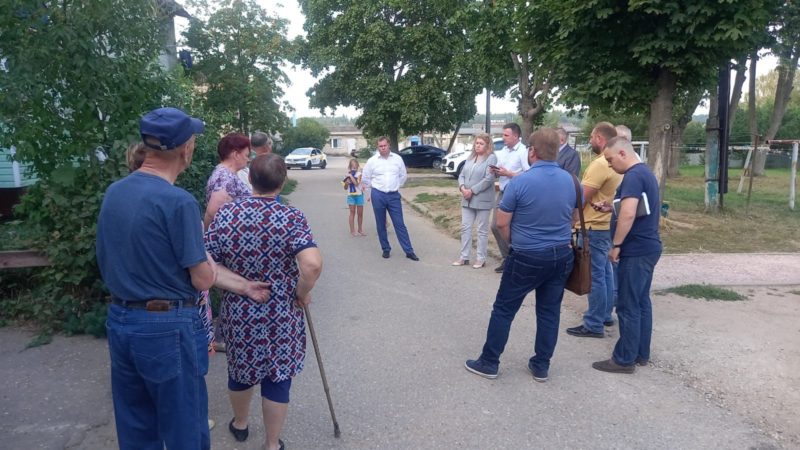 В Орешках прошла встреча с жителями