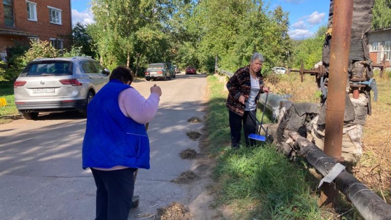 В микрорайоне Техникум в Тучково навели чистоту