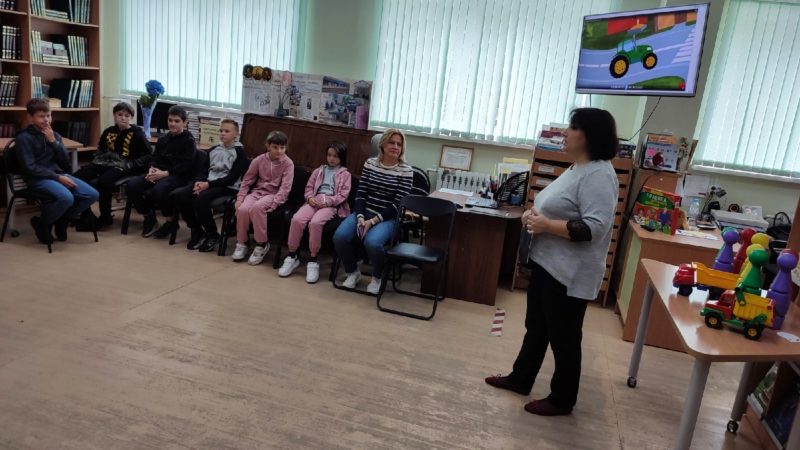 В Тучковской библиотеке прошла профилактическая беседа