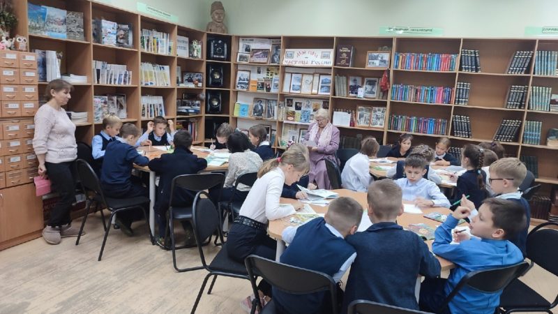 В Тучковской библиотеке прошло творческое занятие