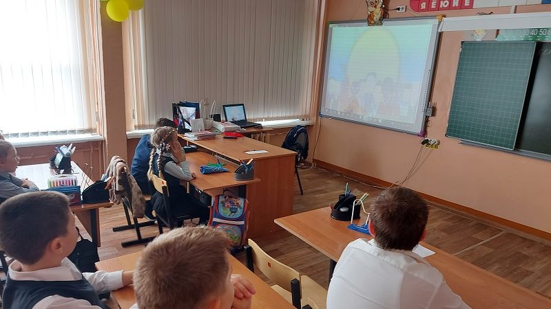 В Нововолковской школе прошла познавательная беседа