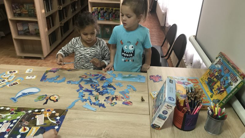 Никольцы играли в библиотеке