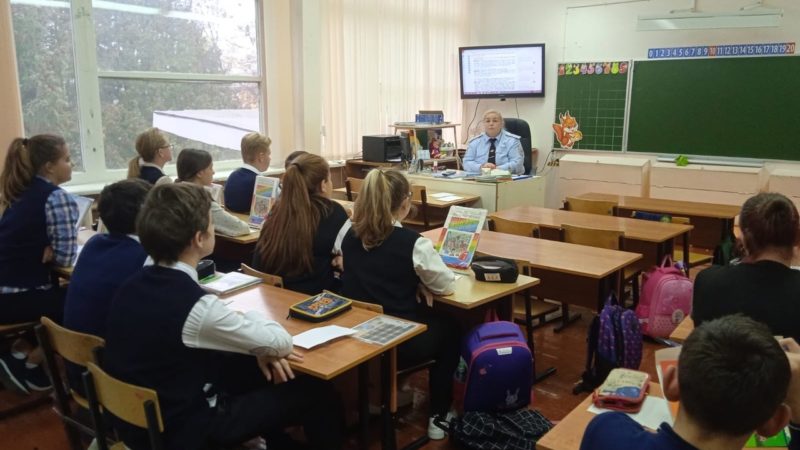 С юными ружанами провели беседу