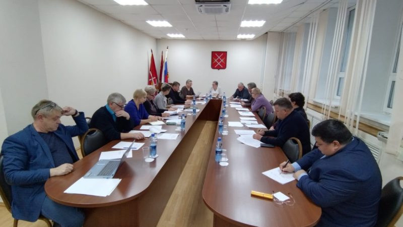 Председатель КСП выступила на Совете депутатов