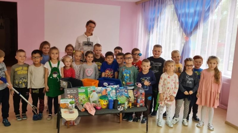 В Нововолково прошел мастер-класс по сбору мусора