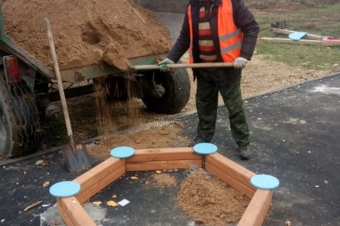 В Рузском округе содержат в порядке детские площадки