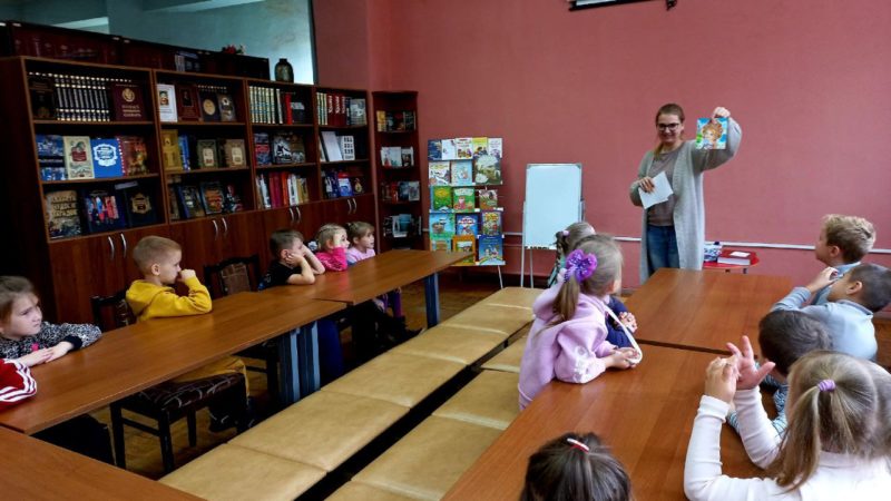 Сотрудники Рузской библиотеки – о работе учреждения и правилах обращения с книгами