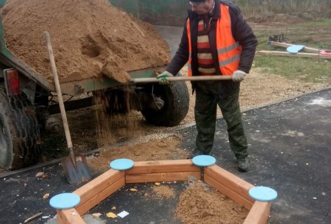 В Рузском округе содержат в порядке детские площадки