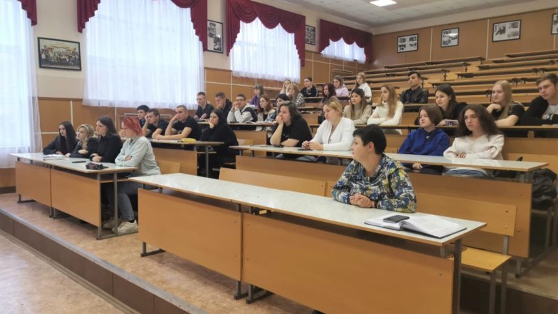 Тучковским студентам – о работе служебных приставов