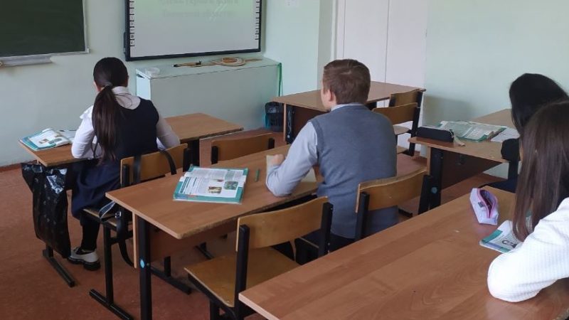 Дороховским школьникам – о гимне и флаге Тверской области