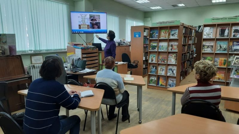В Тучковской библиотеке проходят уроки дизайна