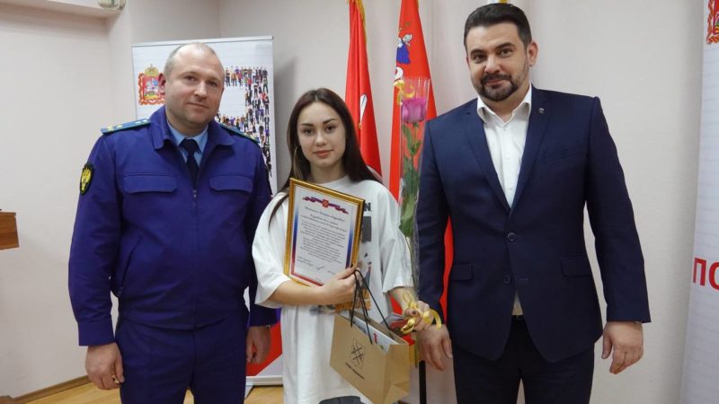 Николай Пархоменко поздравил юных ружан с получением паспорта