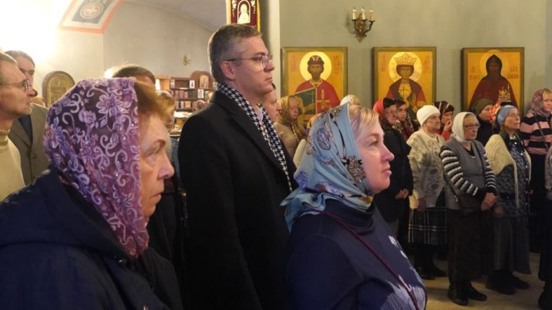 В Дмитровском храме состоялось соборное богослужение