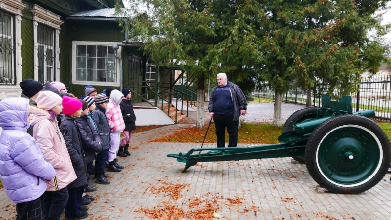 Сытьковские школьники узнали о суровых буднях рузских милиционеров