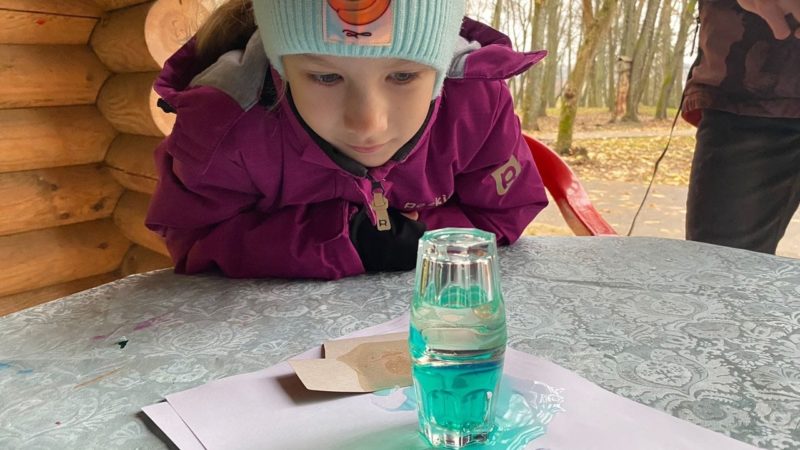 На Городке показывали фокусы
