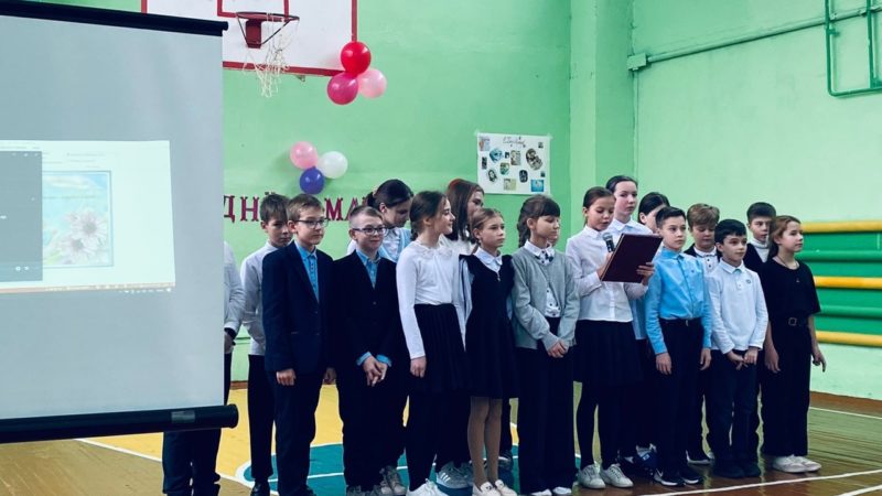 В Нестеровском лицее отметили День матери