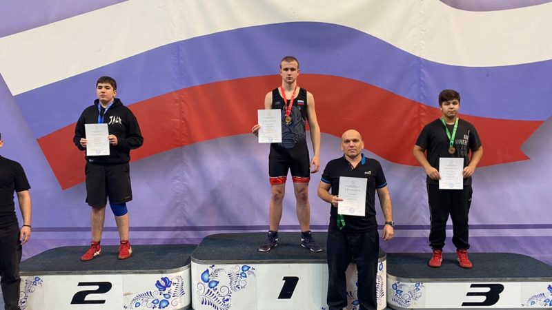 Ружане – на областном первенстве по спортивной борьбе