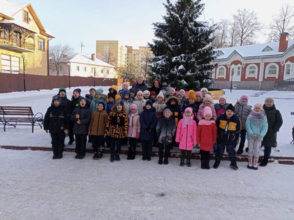 Лицеисты побывали в Музее елочной игрушки - РузаРИА - Новости Рузского  городского округа. Фото и видео