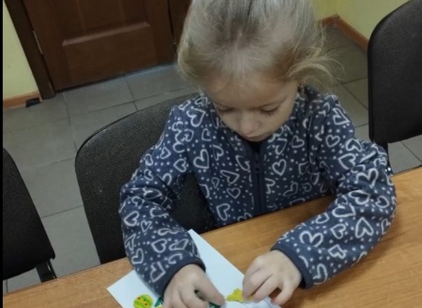 Колюбакинцы лепили из соленого теста