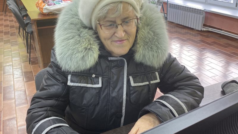 Лидинским долголетам – об электронной библиотеке