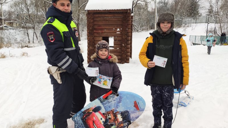 Сотрудники рузской Госавтоинспекции напомнили правила дорожного движения