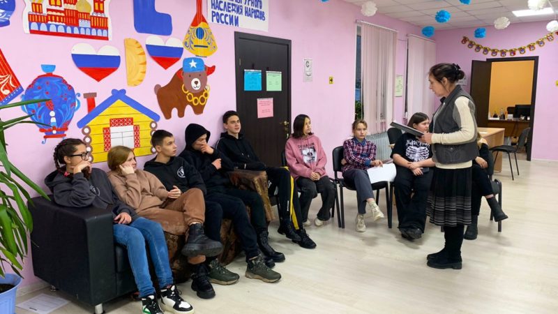 «Что ты должен знать о Конституции РФ»: мероприятие в Горбовском ДК