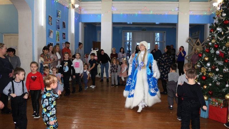 В Дороховском ДК прошла новогодняя елка