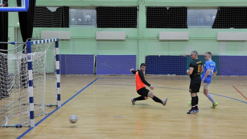 В ДВВС «Руза» сражались в мини-футбол